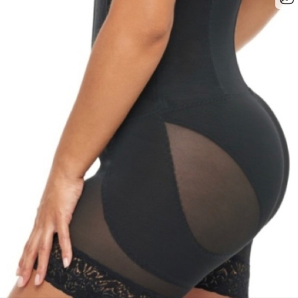 Elegant Black Women's Shapewear Bodysuit - Picture 9 of 9